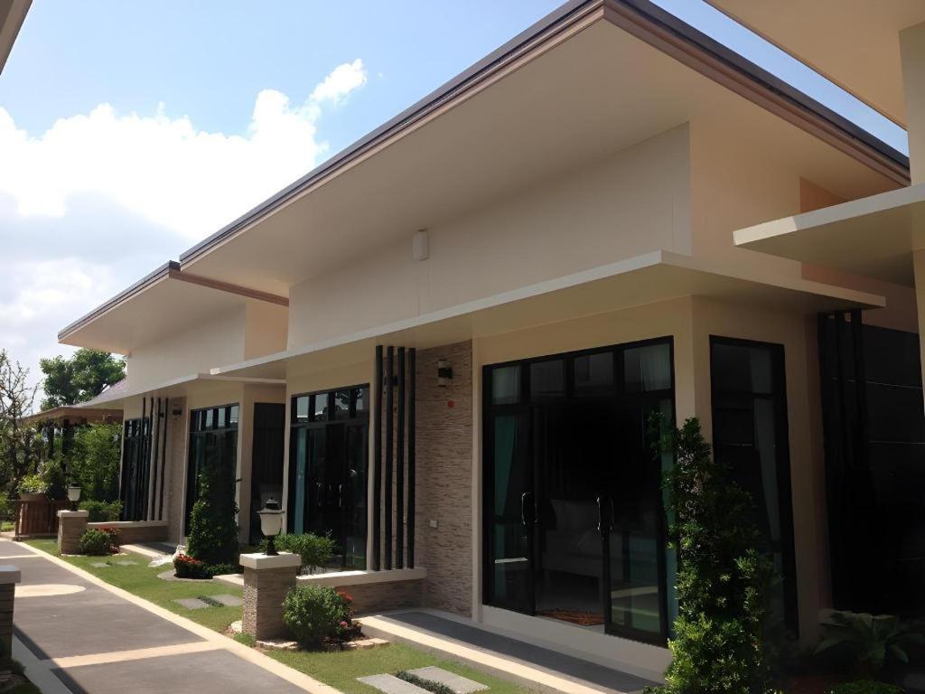 Med Room Korat Nakhonratchasima Exterior foto
